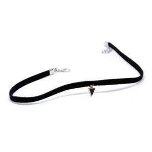 Halsband choker i svart tyg m spetsigt guldhänge