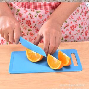 Fruktkniv i plast 21 cm - Flera färger